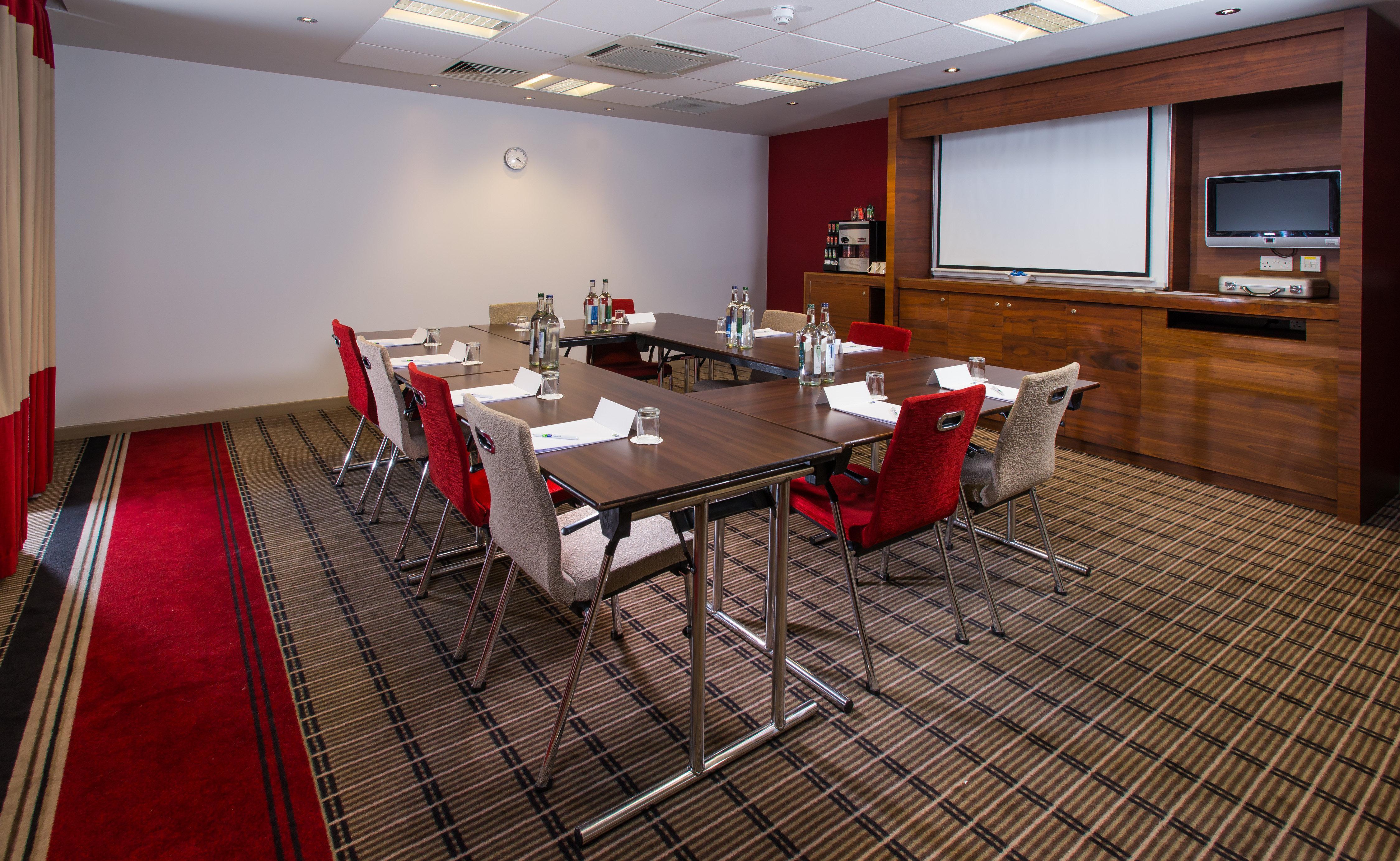 Holiday Inn Express East Midlands Airport By Ihg Castle Donington Exterior foto