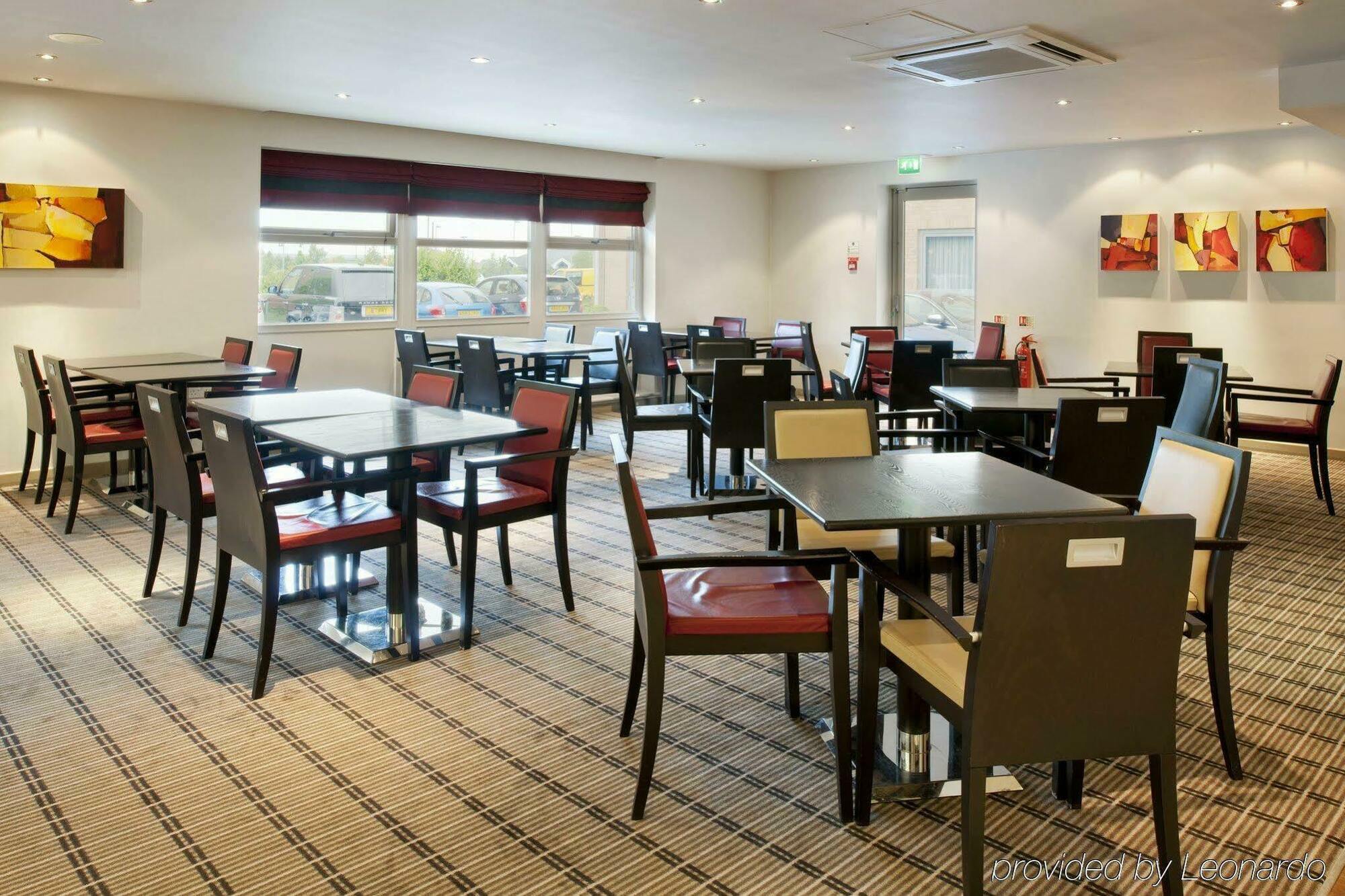 Holiday Inn Express East Midlands Airport By Ihg Castle Donington Restaurante foto